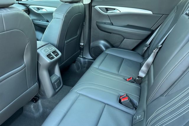 New 2026 Buick Envision Avenir image 13