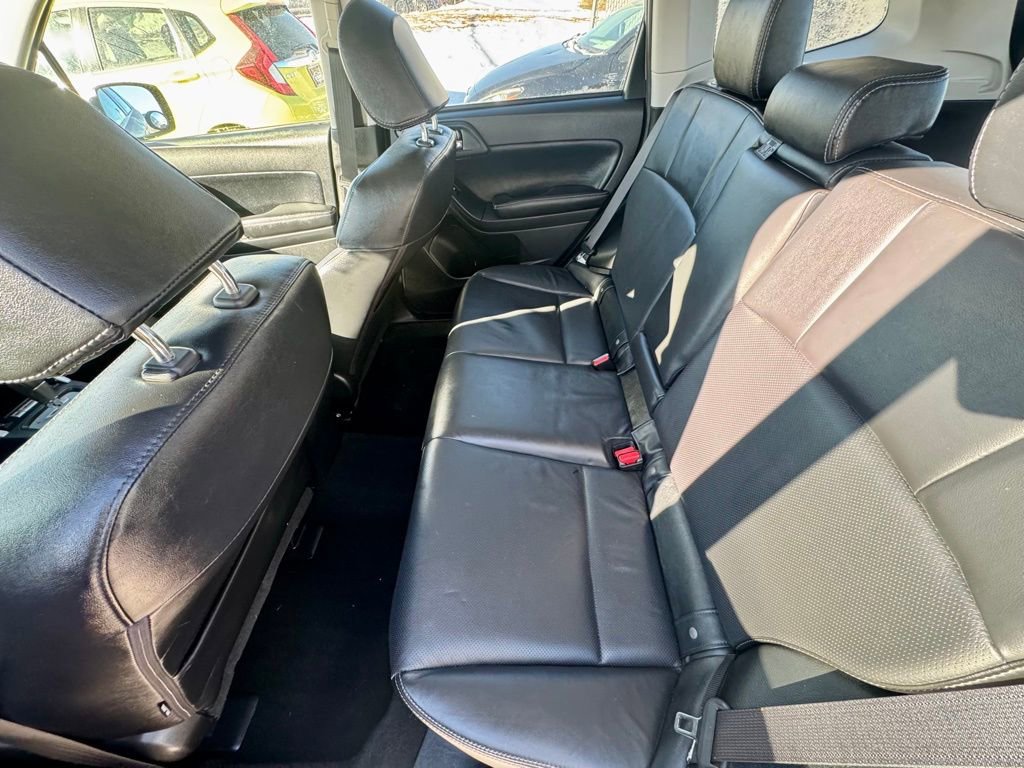 Used 2016 Subaru Forester 2.5i Limited image 12