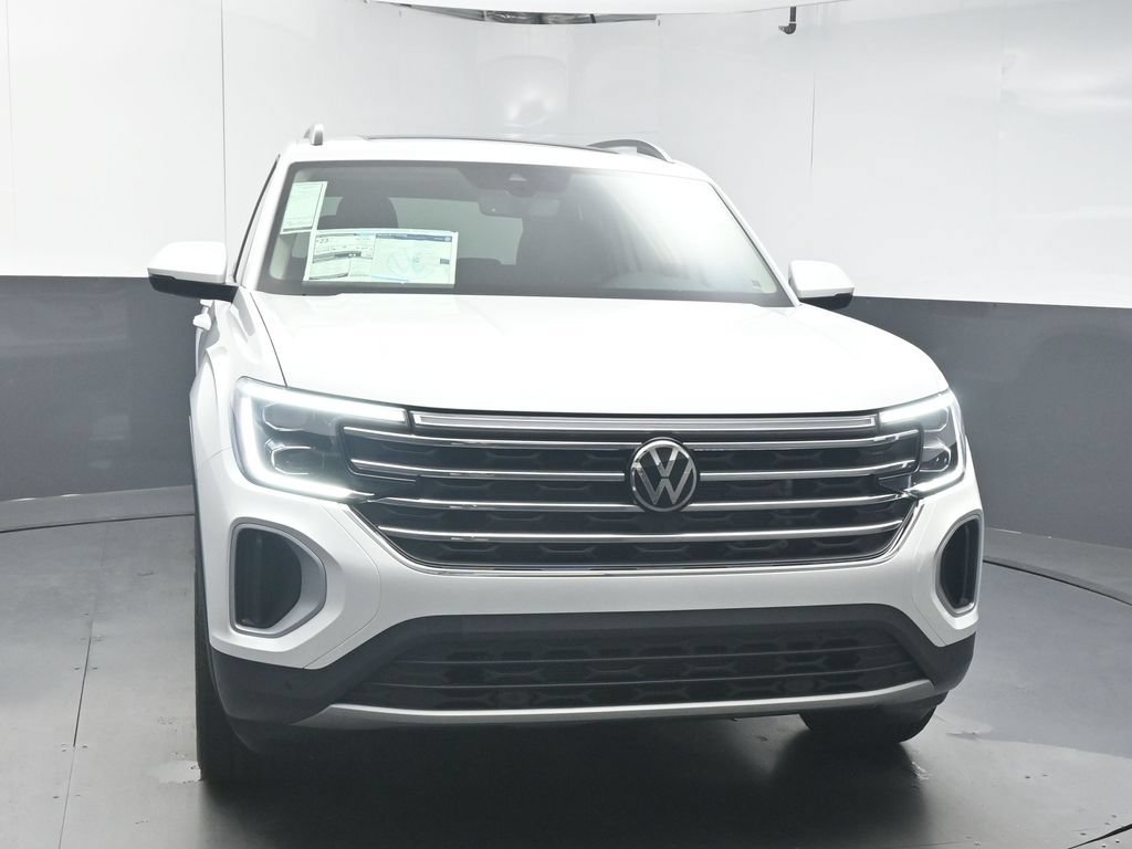 New 2026 Volkswagen Atlas SE FWD image 3