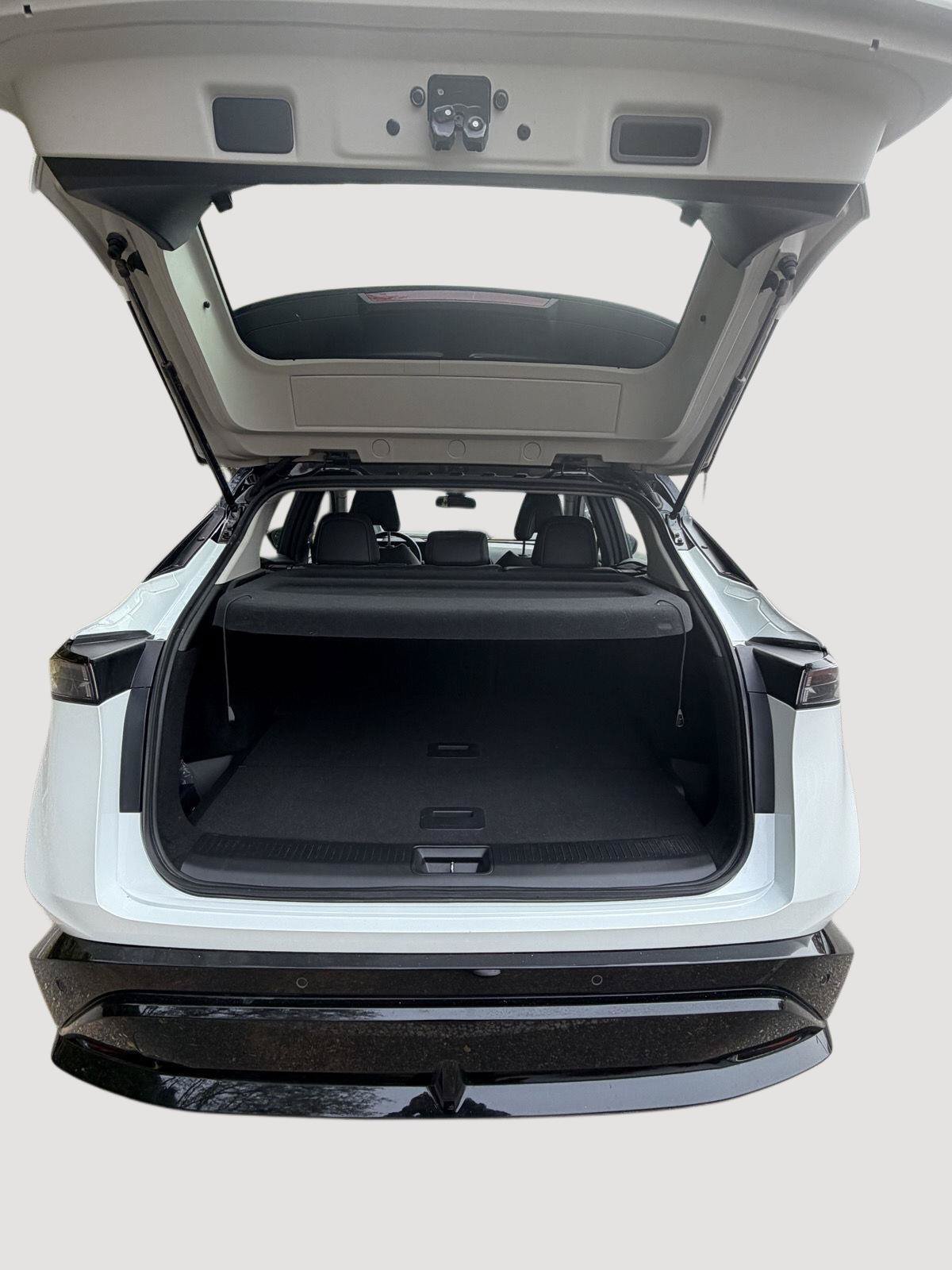 Certified 2024 Nissan Ariya AWD image 38