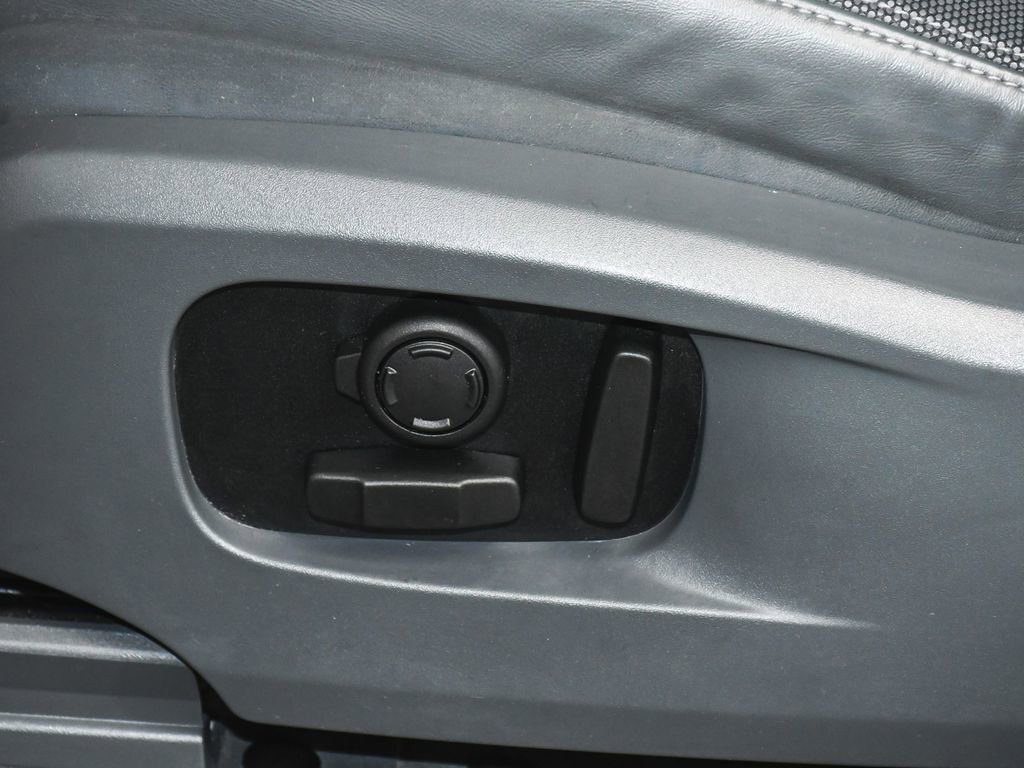 Used 2022 Land Rover Defender 90 X-Dynamic HSE image 45