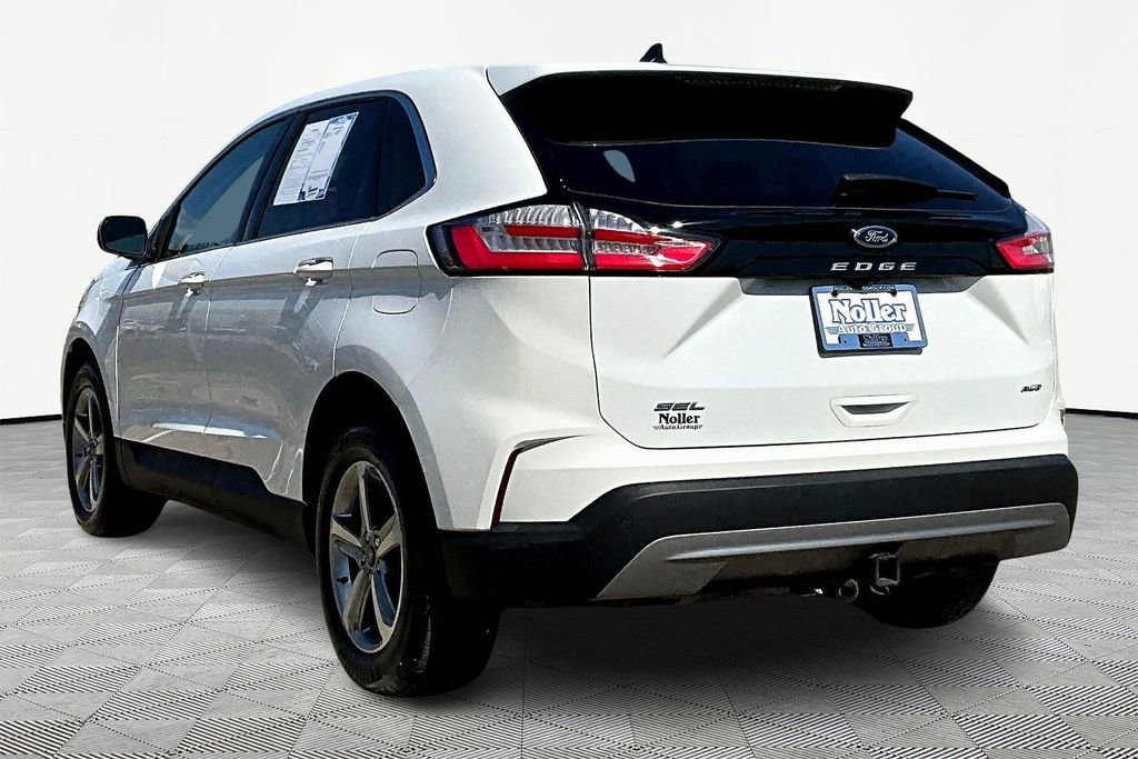 Used 2022 Ford Edge SEL w/ Convenience Package image 13