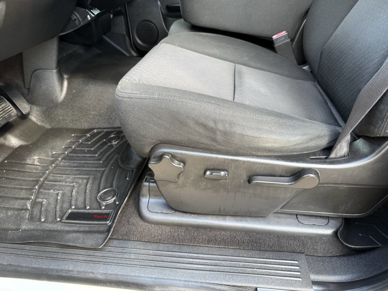 Used 2014 Chevrolet Silverado 2500 LT w/ Interior Plus Package image 9