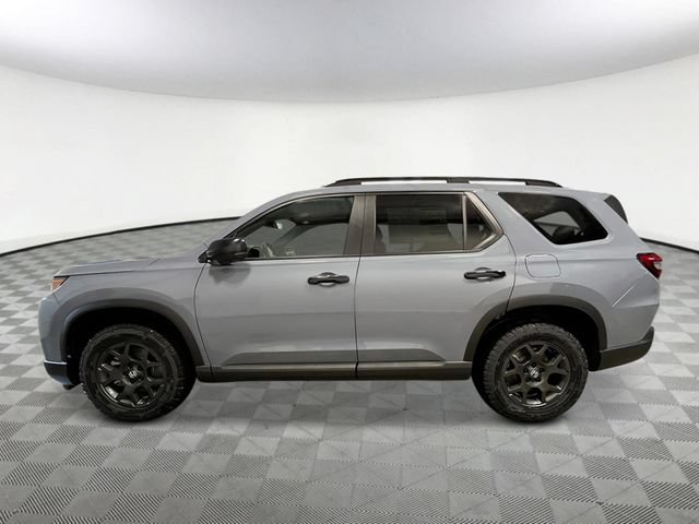 New 2026 Honda Pilot TrailSport image 3