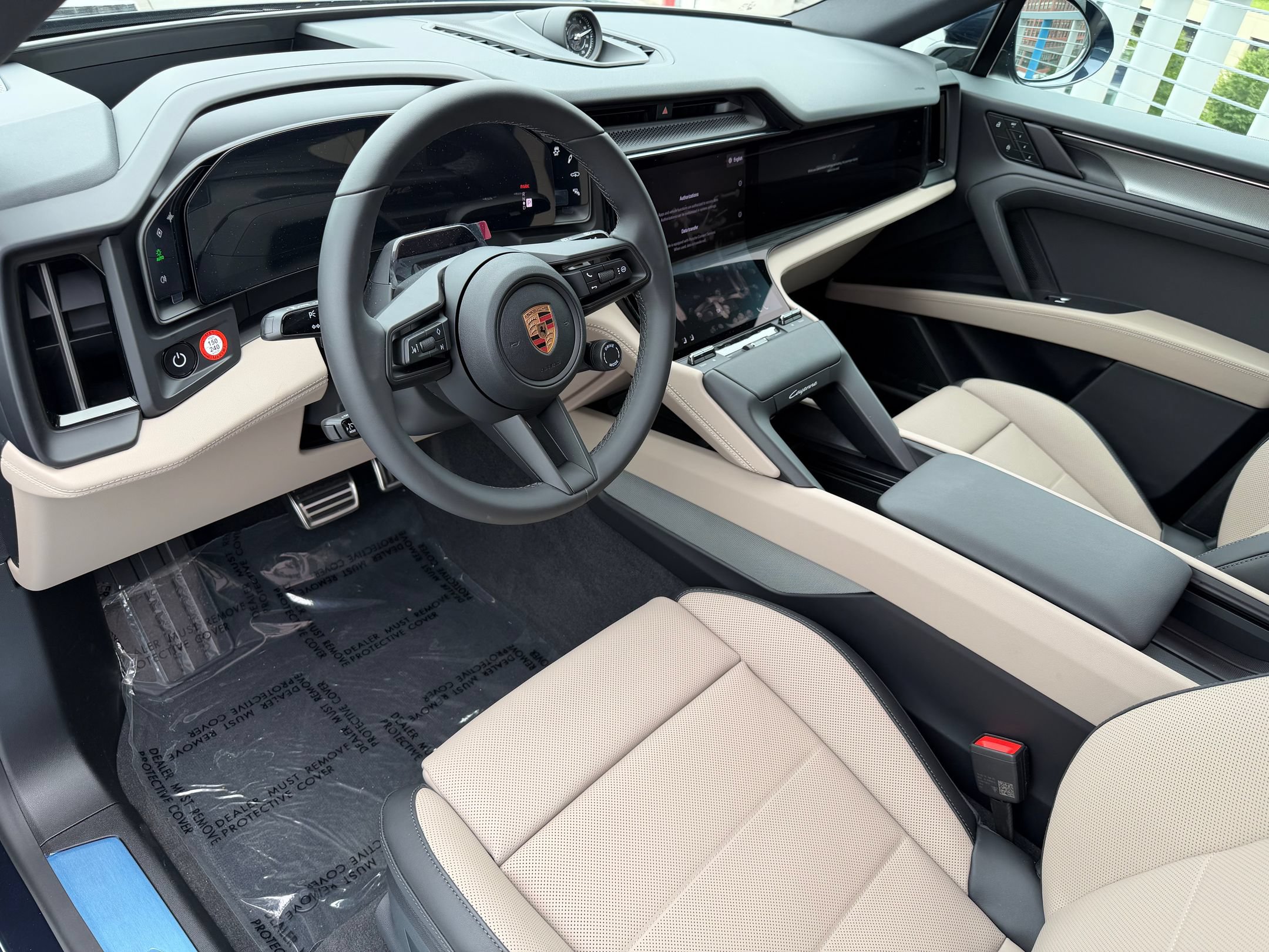 New 2026 Porsche Cayenne E-Hybrid AWD/4WD image 4