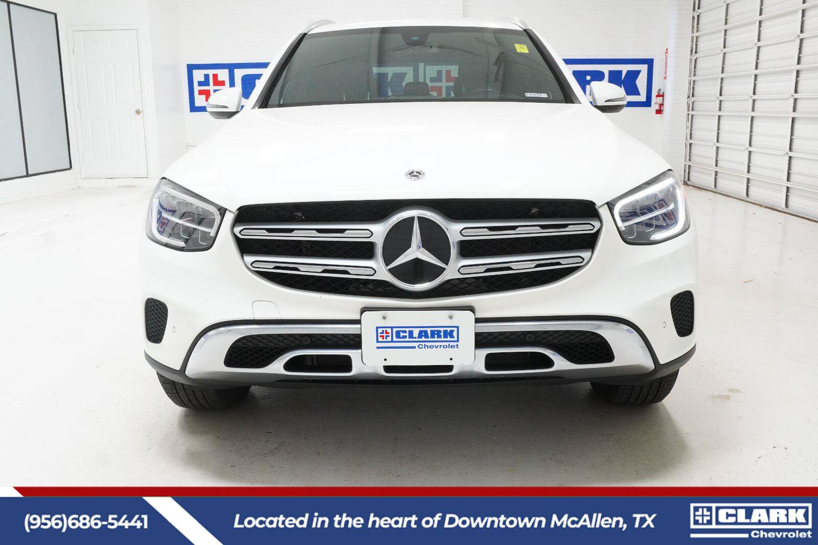 Used 2021 Mercedes-Benz GLC 300 image 2