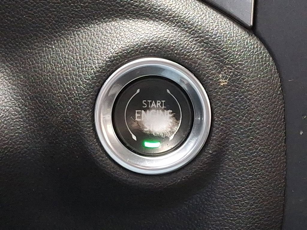 Used 2019 Chevrolet Silverado 1500 RST image 22