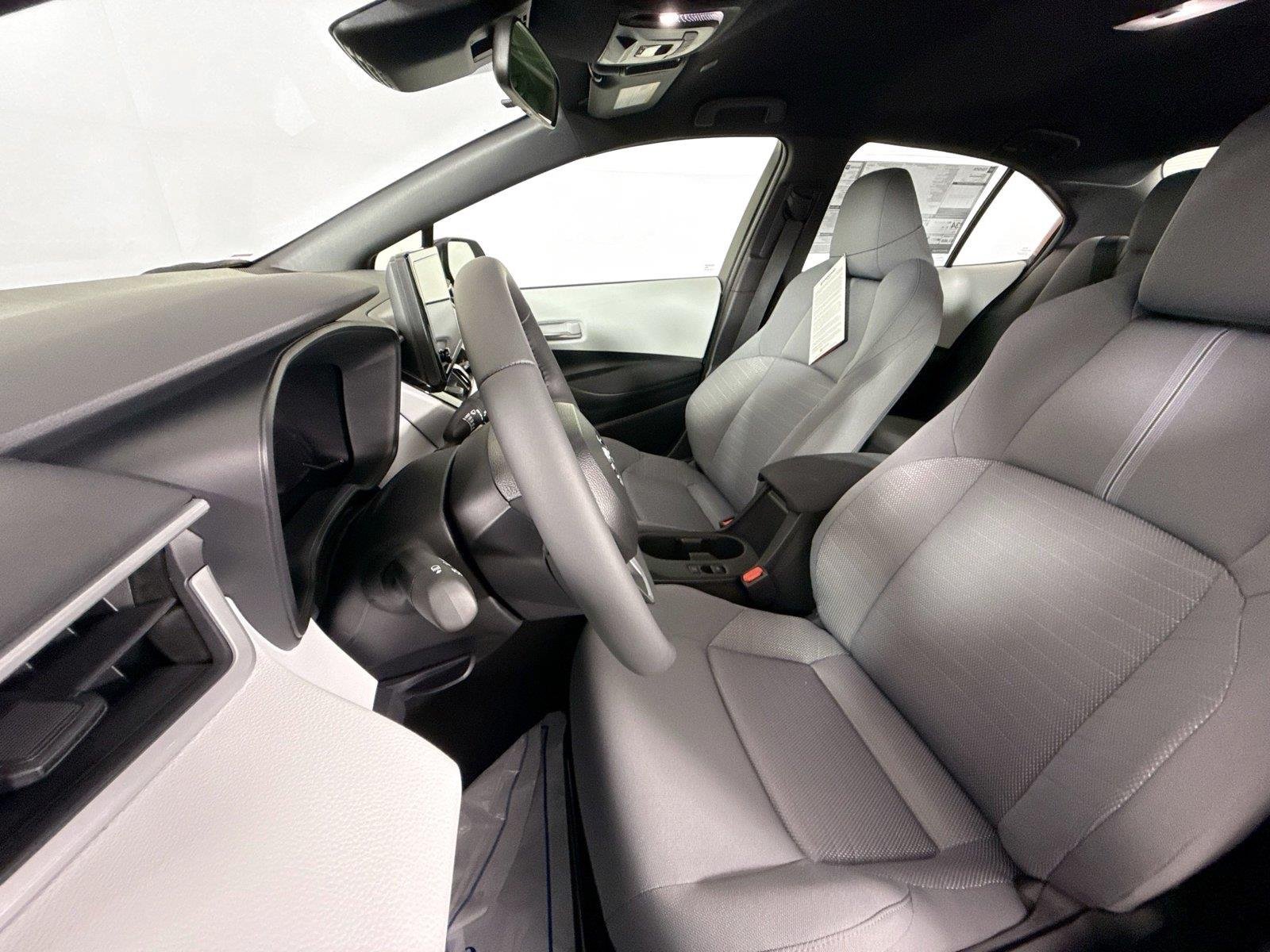 New 2026 Toyota Corolla SE FWD image 15