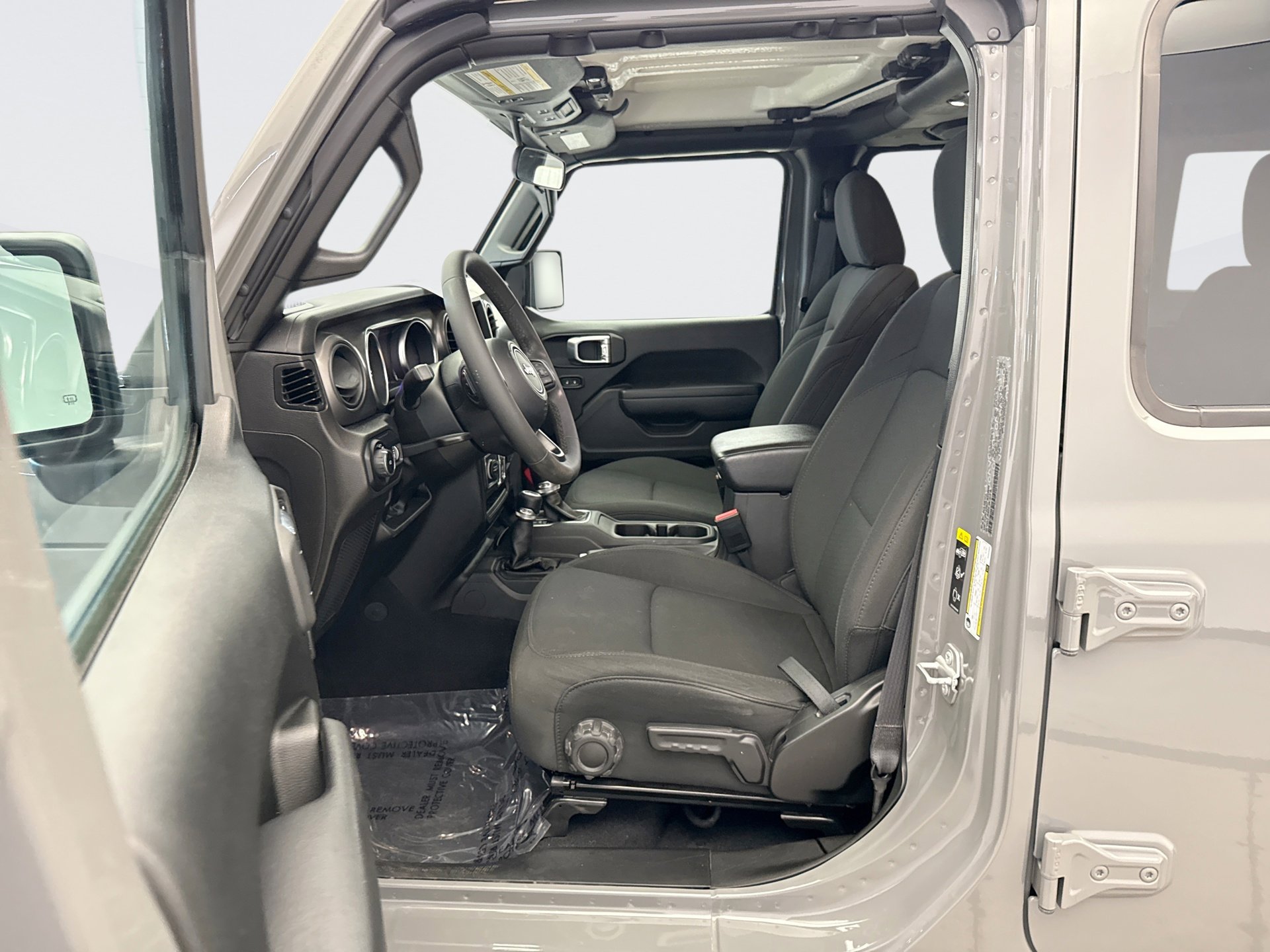 Used 2023 Jeep Wrangler Unlimited Sport AWD/4WD image 10
