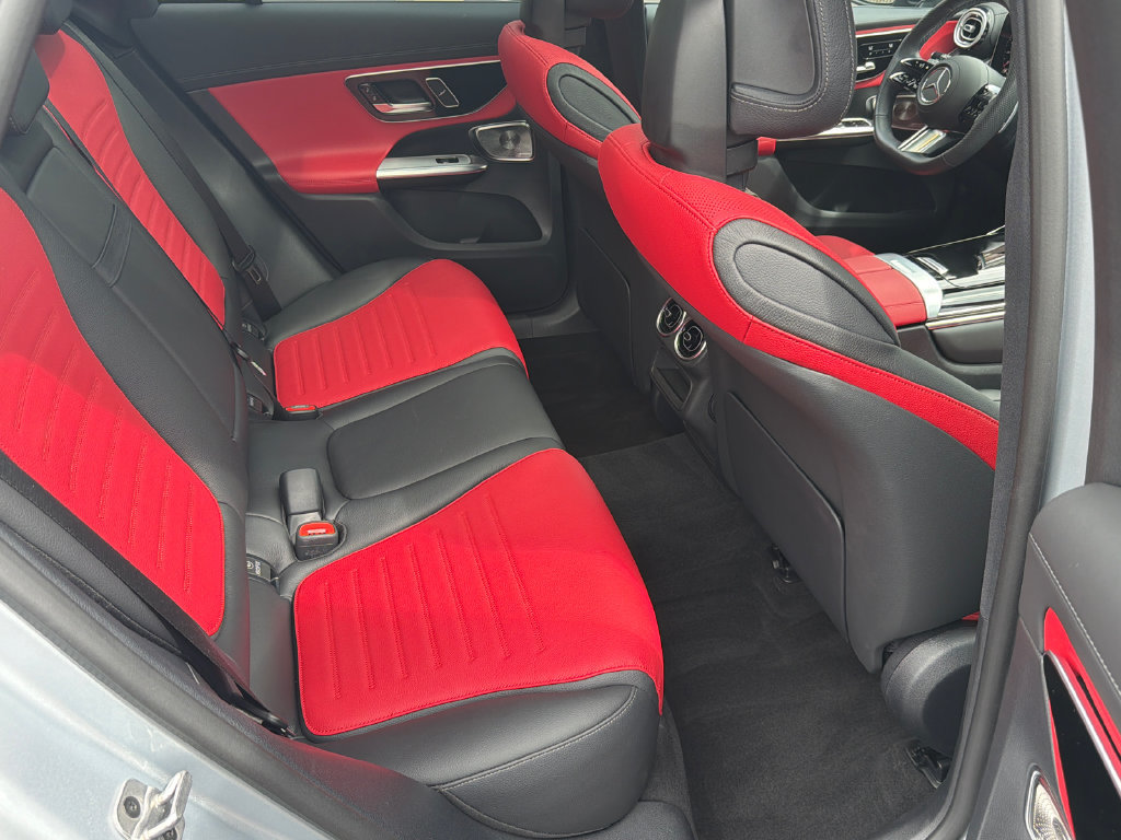 Used 2026 Mercedes-Benz GLC 300 4MATIC image 15