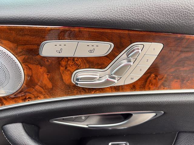Used 2018 Mercedes-Benz E 400 4MATIC Sedan image 10