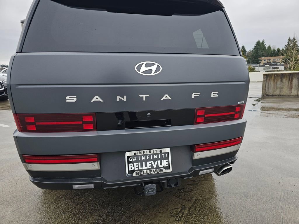 Used 2025 Hyundai Santa Fe Limited w/ Tow & Go Package image 16