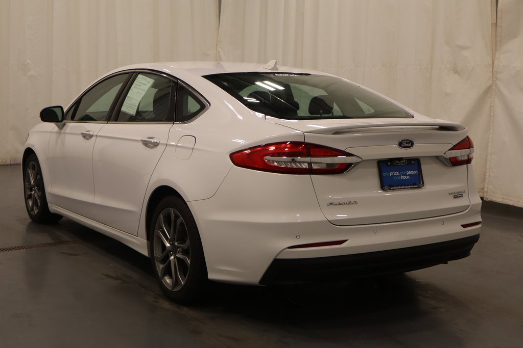 Used 2020 Ford Fusion Titanium image 7
