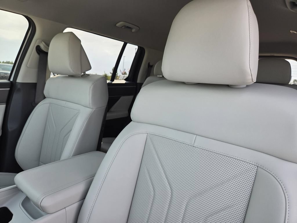 New 2027 Hyundai Santa Fe SEL FWD image 23