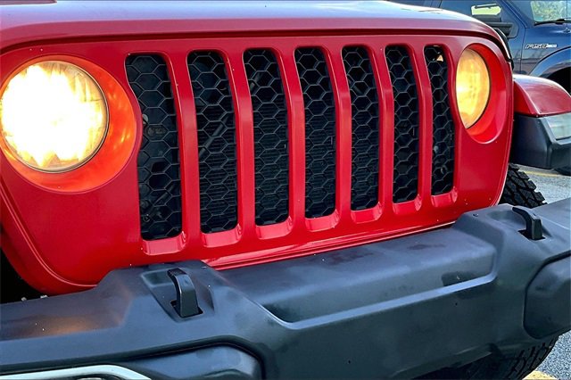 Used 2021 Jeep Gladiator Sport image 26