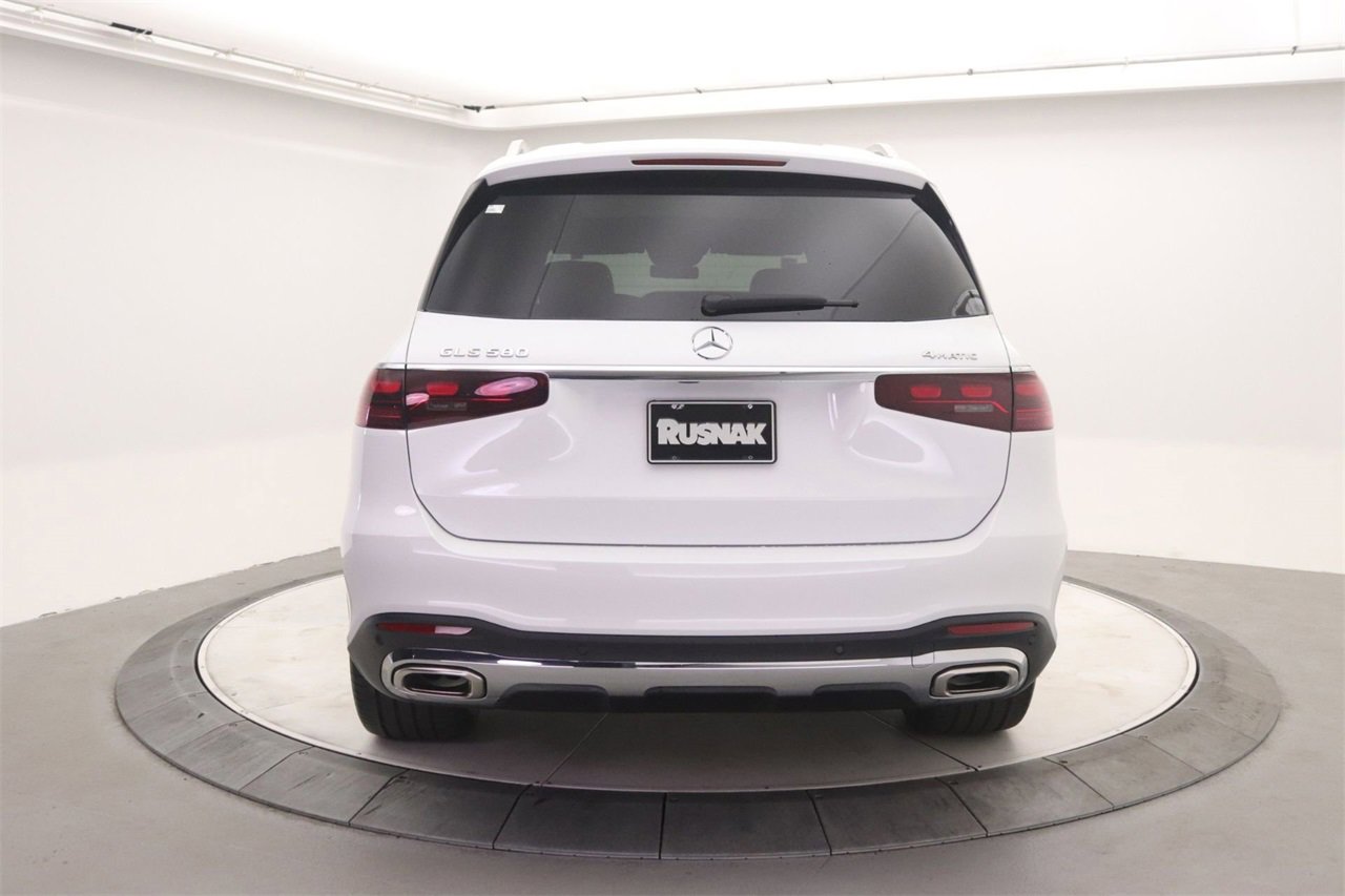 New 2026 Mercedes-Benz GLS 580 4MATIC image 3