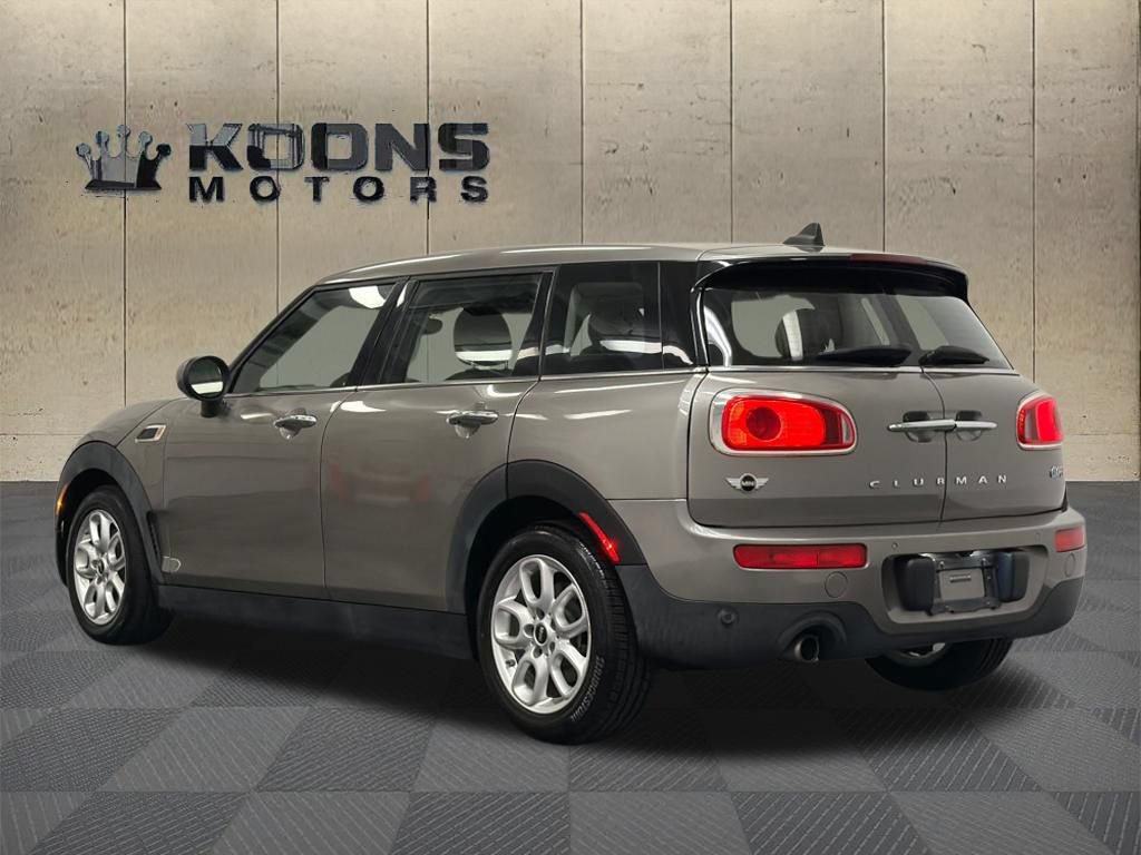 Used 2016 MINI Cooper Clubman FWD image 6