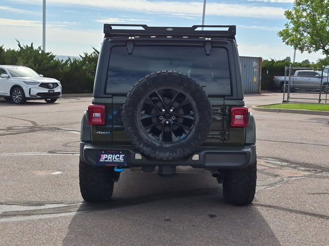 Used 2022 Jeep Wrangler Unlimited Sahara w/ Cold Weather Group AWD/4WD image 6