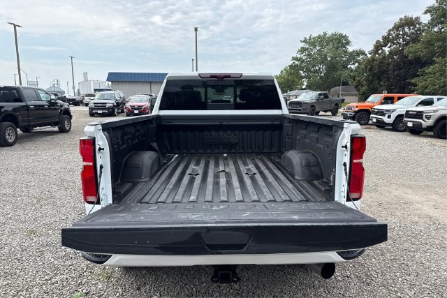 Used 2024 Chevrolet Silverado 3500 High Country w/ High Country Premium Package AWD/4WD image 12