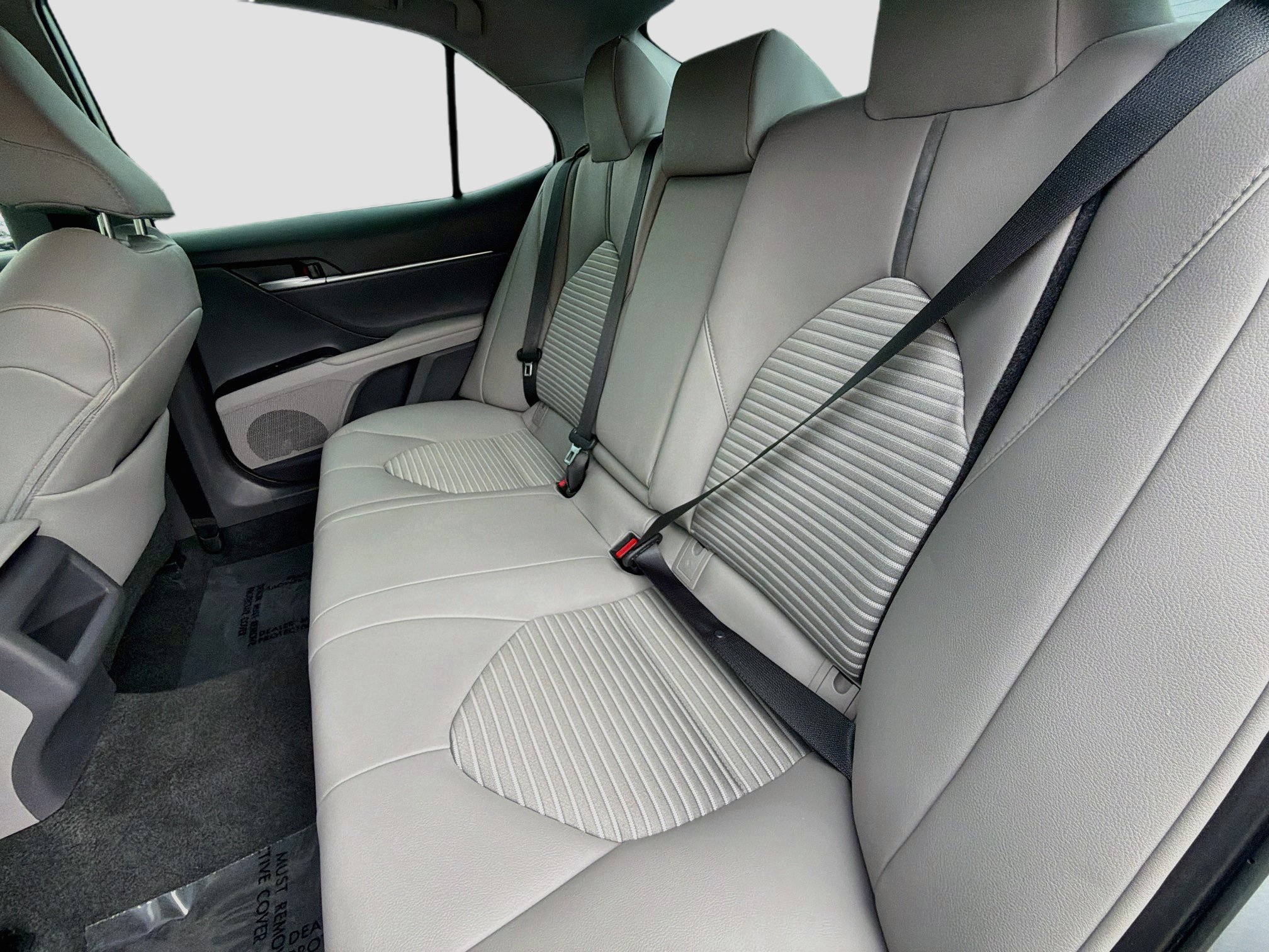 Used 2019 Toyota Camry SE w/ Convenience Package FWD image 20
