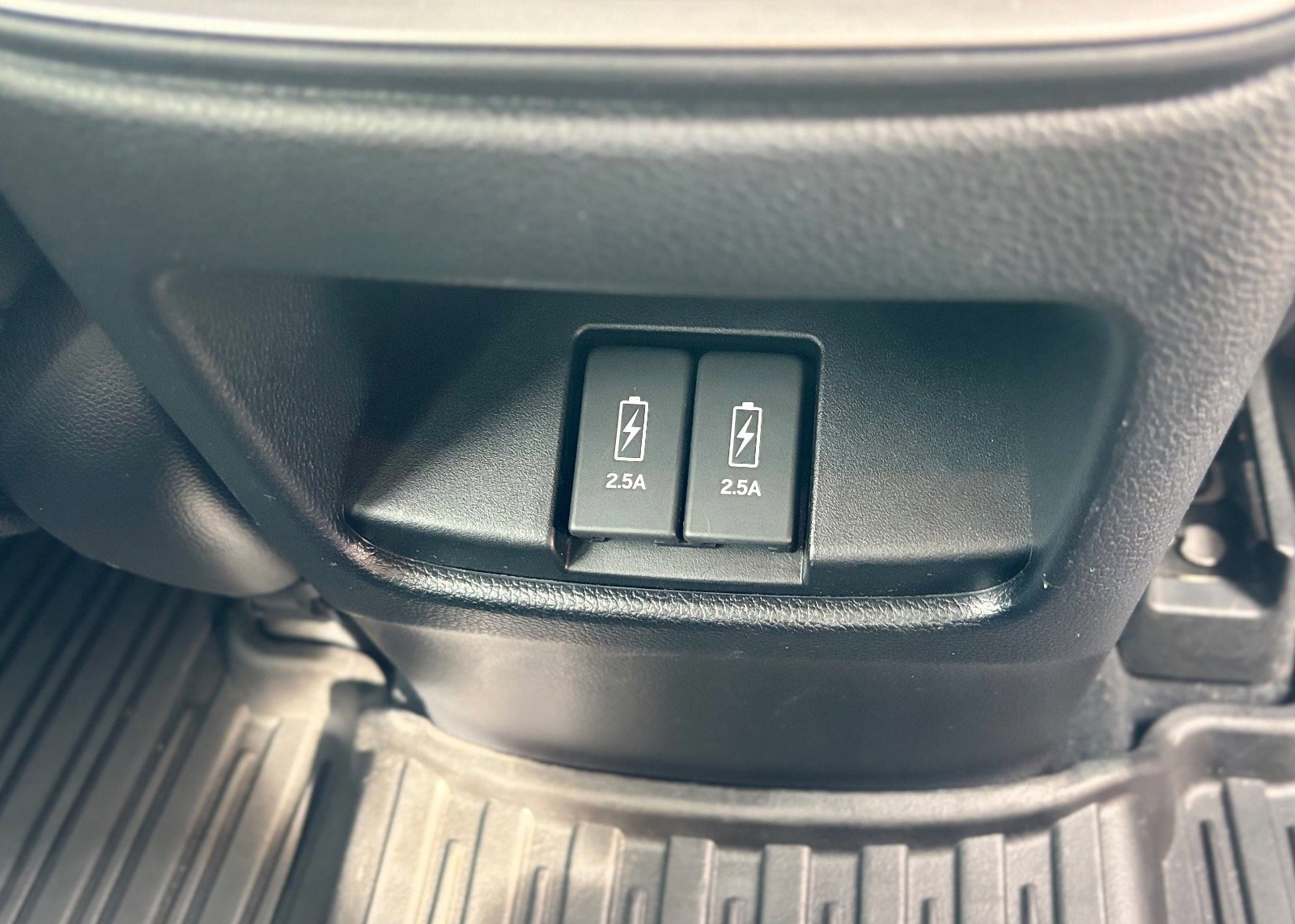Used 2018 Honda CR-V Touring image 19