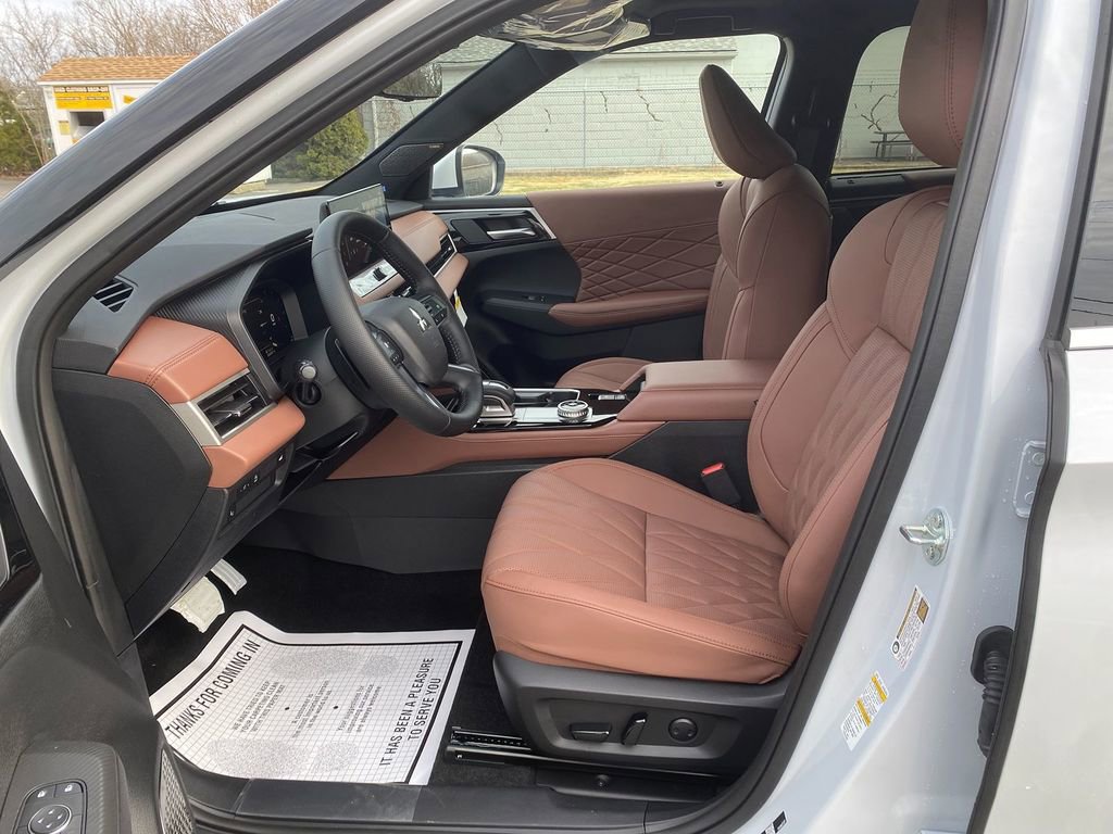New 2026 Mitsubishi Outlander SEL FWD image 12