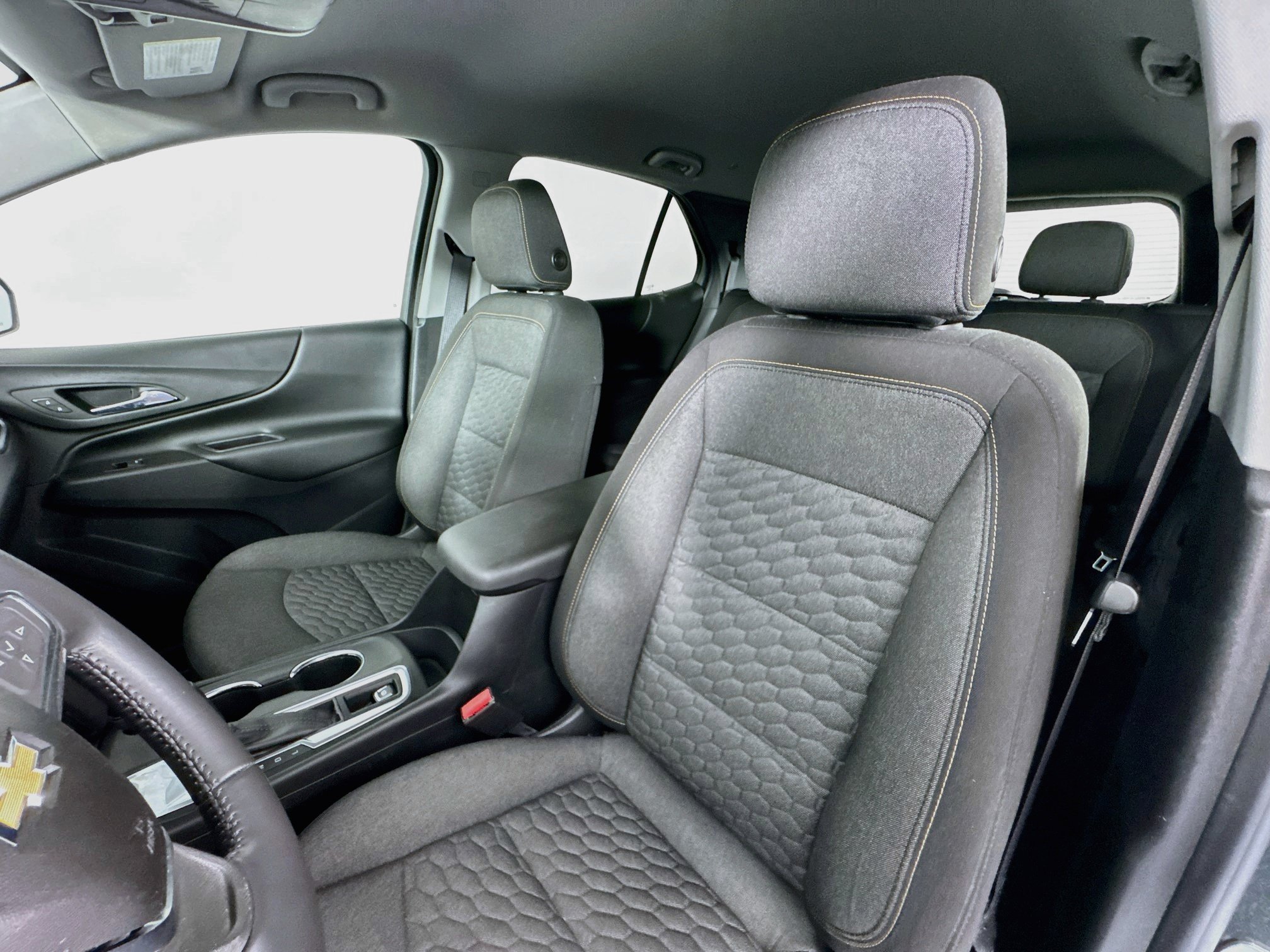 Used 2020 Chevrolet Equinox LT FWD image 19