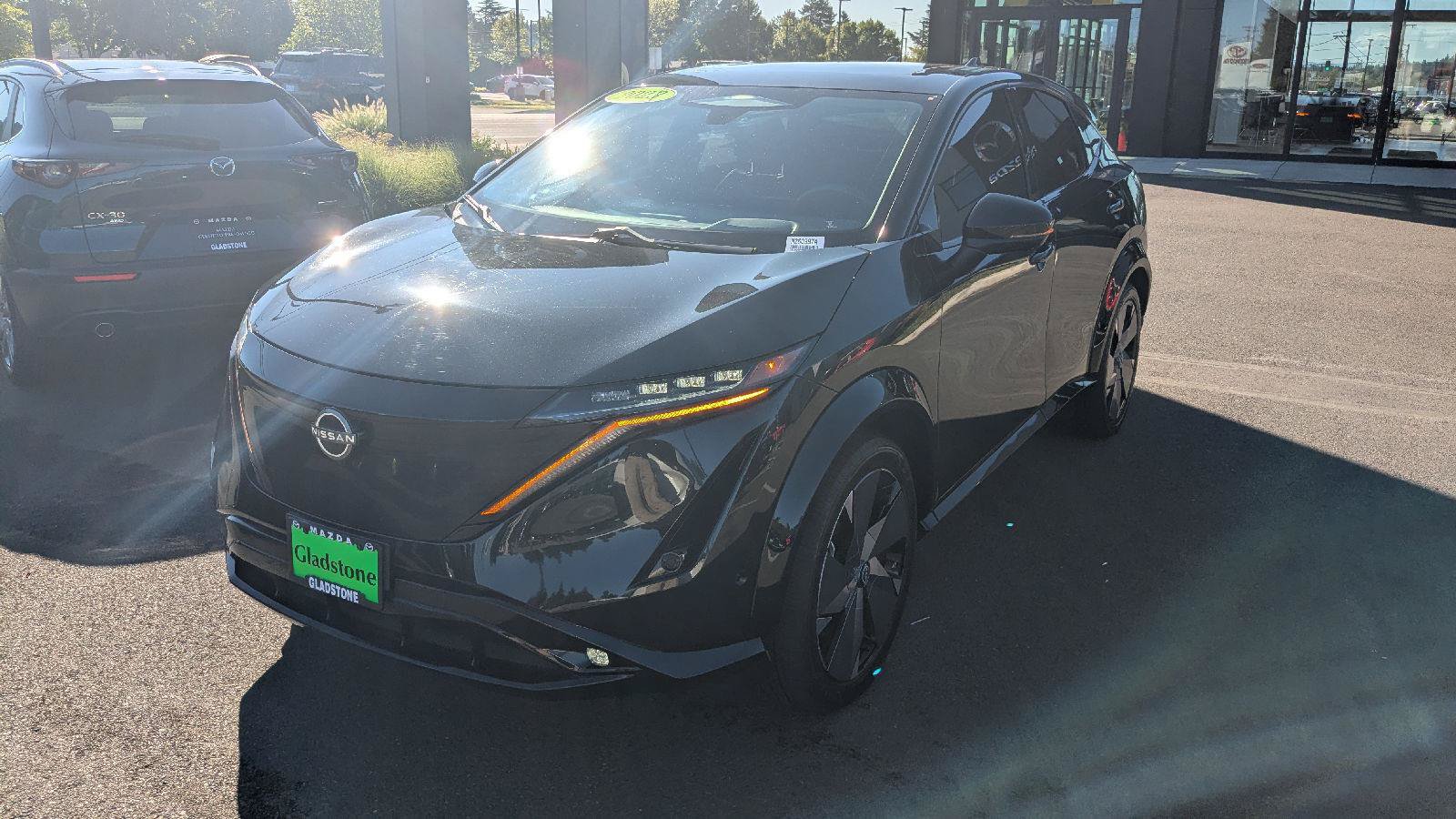 Used 2023 Nissan Ariya AWD/4WD image 2
