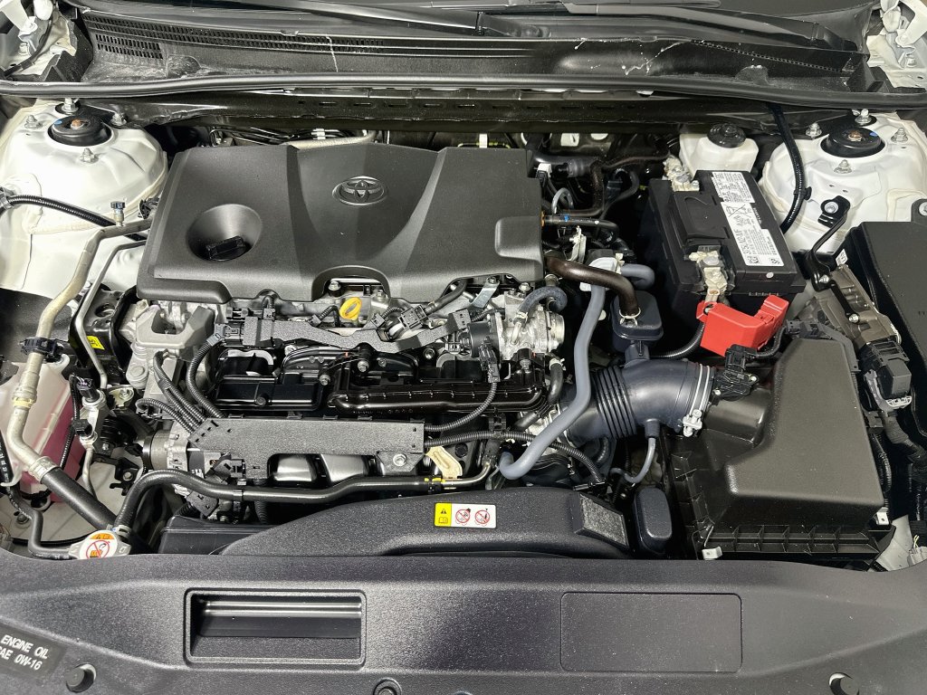 Used 2024 Toyota Camry SE FWD image 10