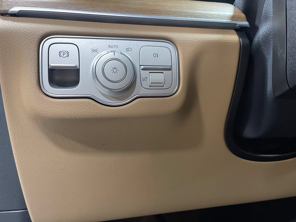 Certified 2025 Mercedes-Benz GLE 350 4MATIC image 19