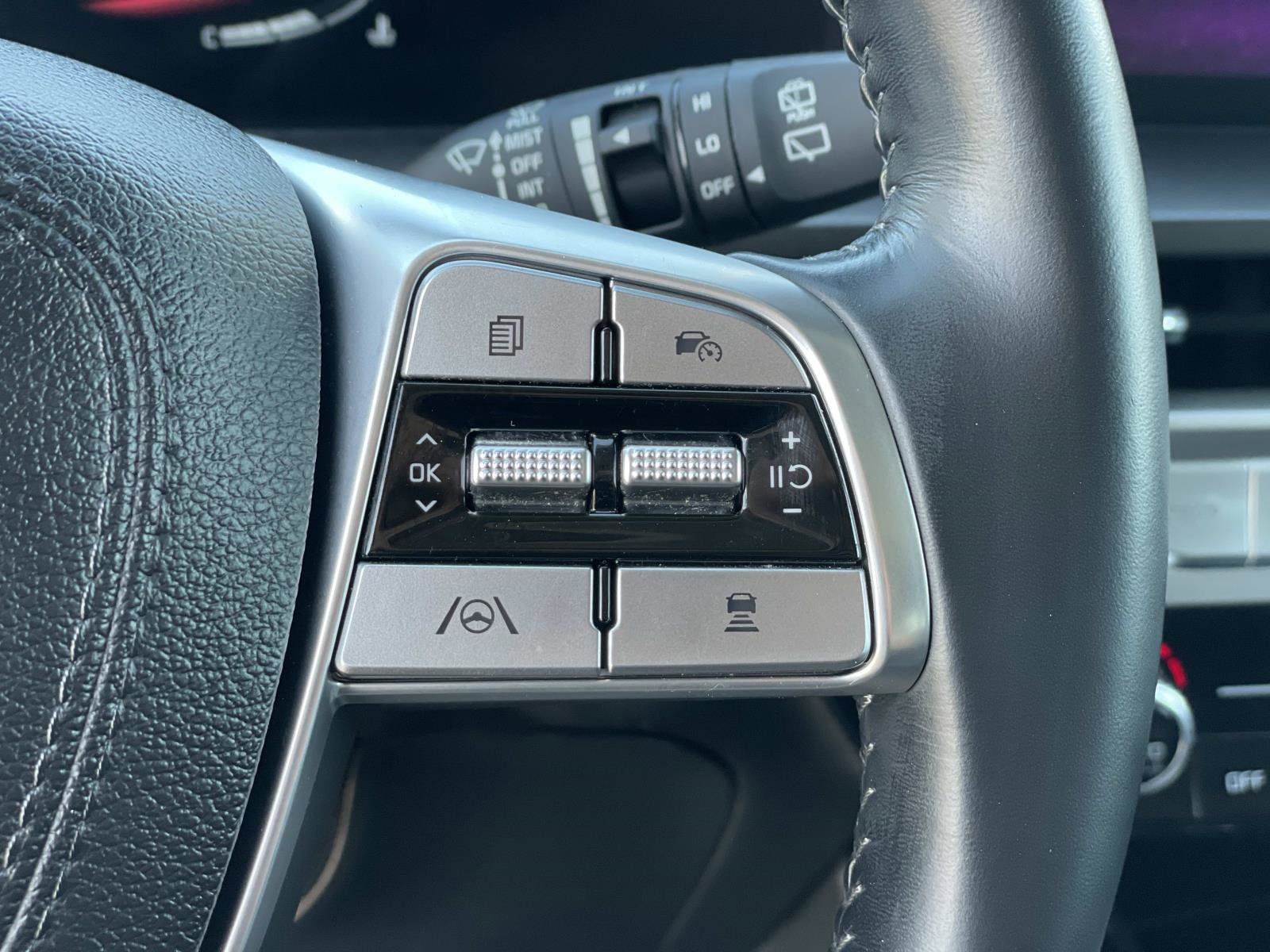 Used 2023 Kia Telluride S w/ S Sunroof Package image 9