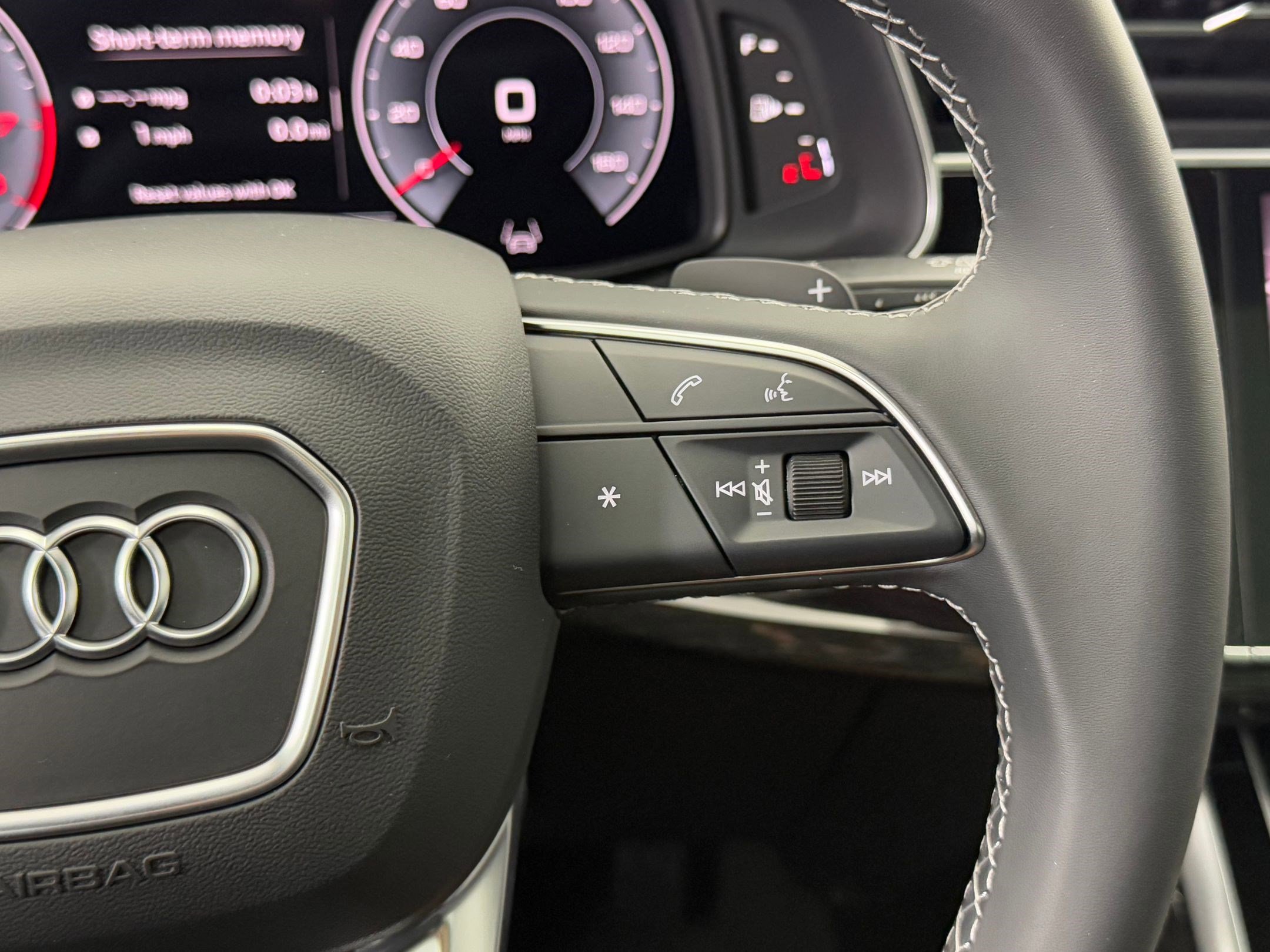 New 2026 Audi Q7 2.0T Premium image 26