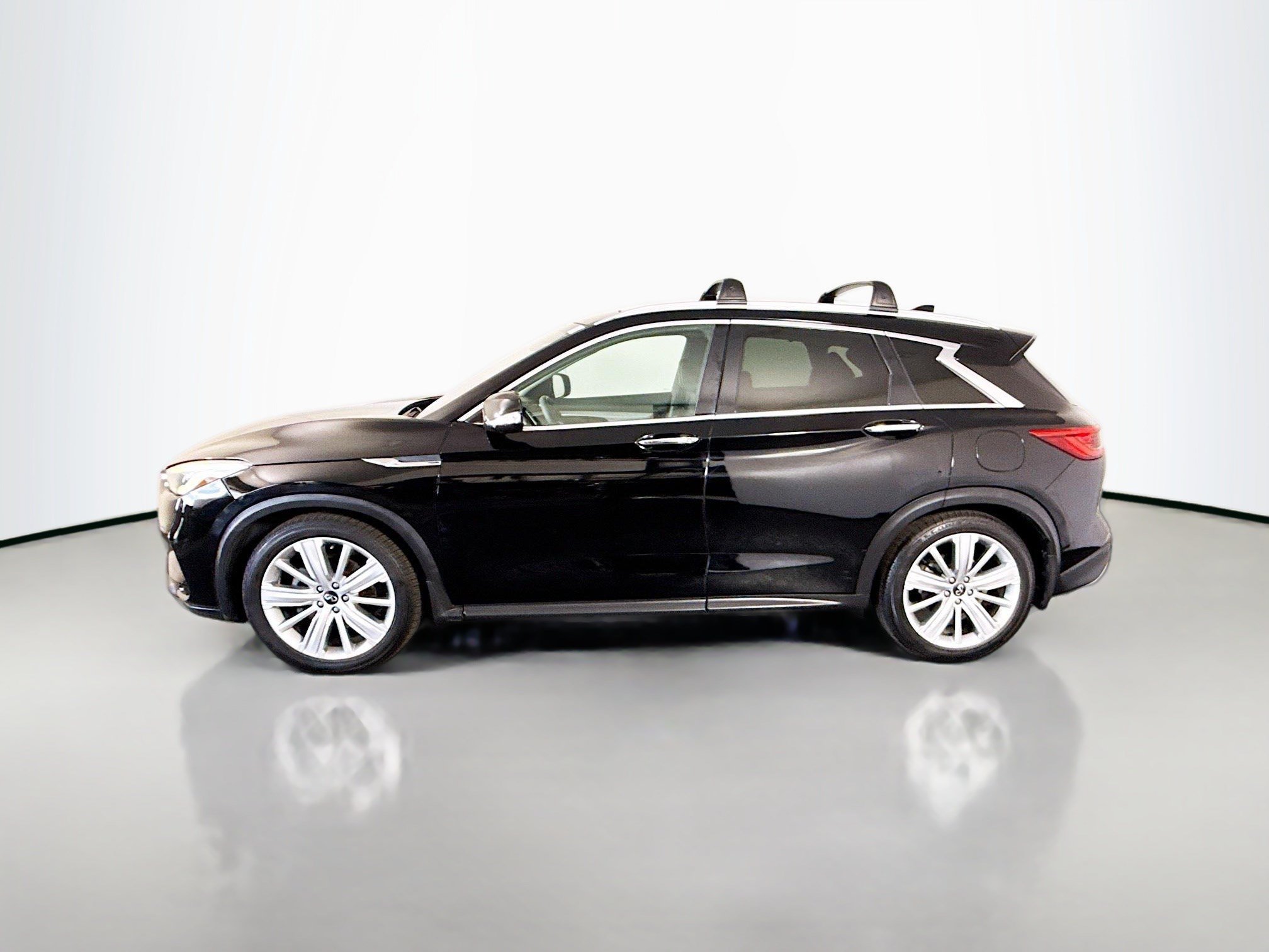 Used 2020 INFINITI QX50 Sensory w/ Proactive Package AWD/4WD image 6
