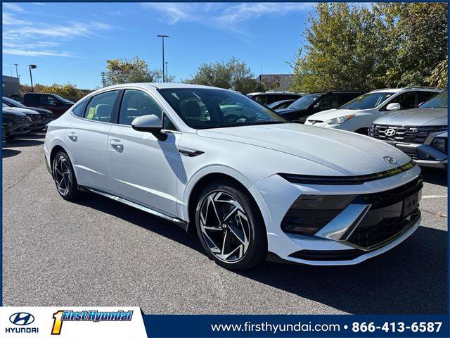 New 2026 Hyundai Sonata SEL image 1
