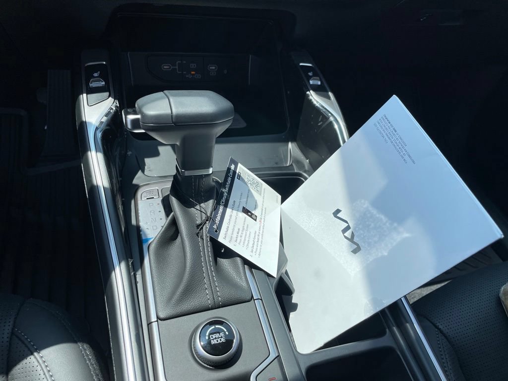 New 2026 Kia Sorento S w/ S Panoramic Sunroof Package FWD image 18