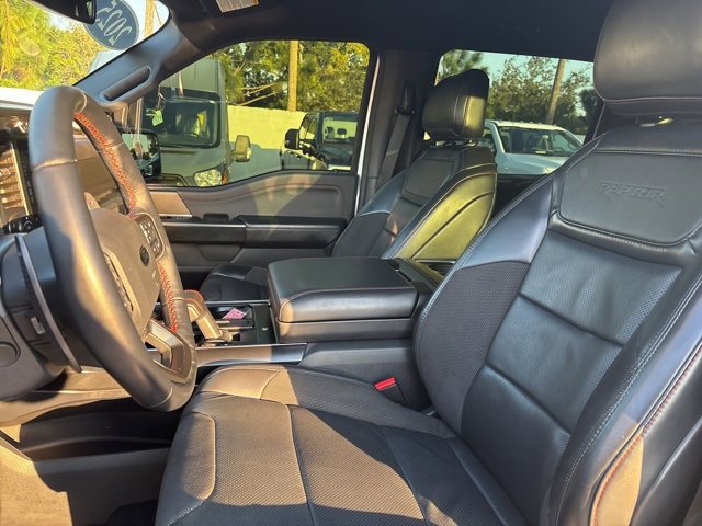 Used 2025 Ford F150 Raptor image 5