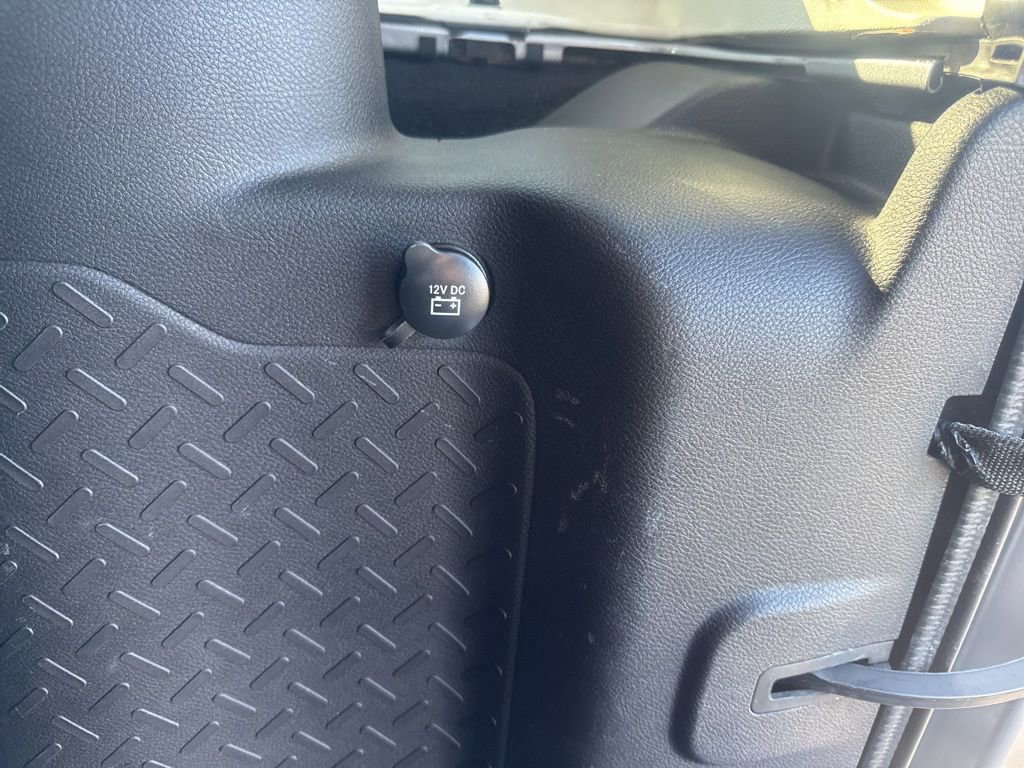 Used 2016 Jeep Wrangler Unlimited Sahara image 44