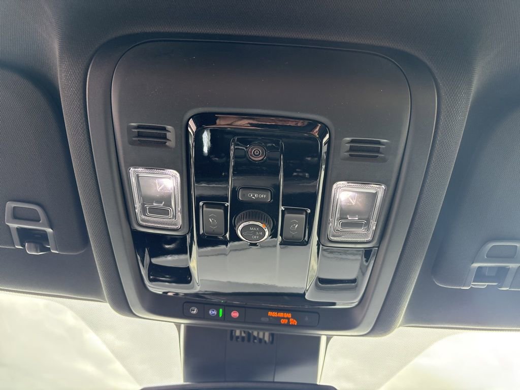 New 2026 Chevrolet Suburban LT w/ Comfort Package image 23