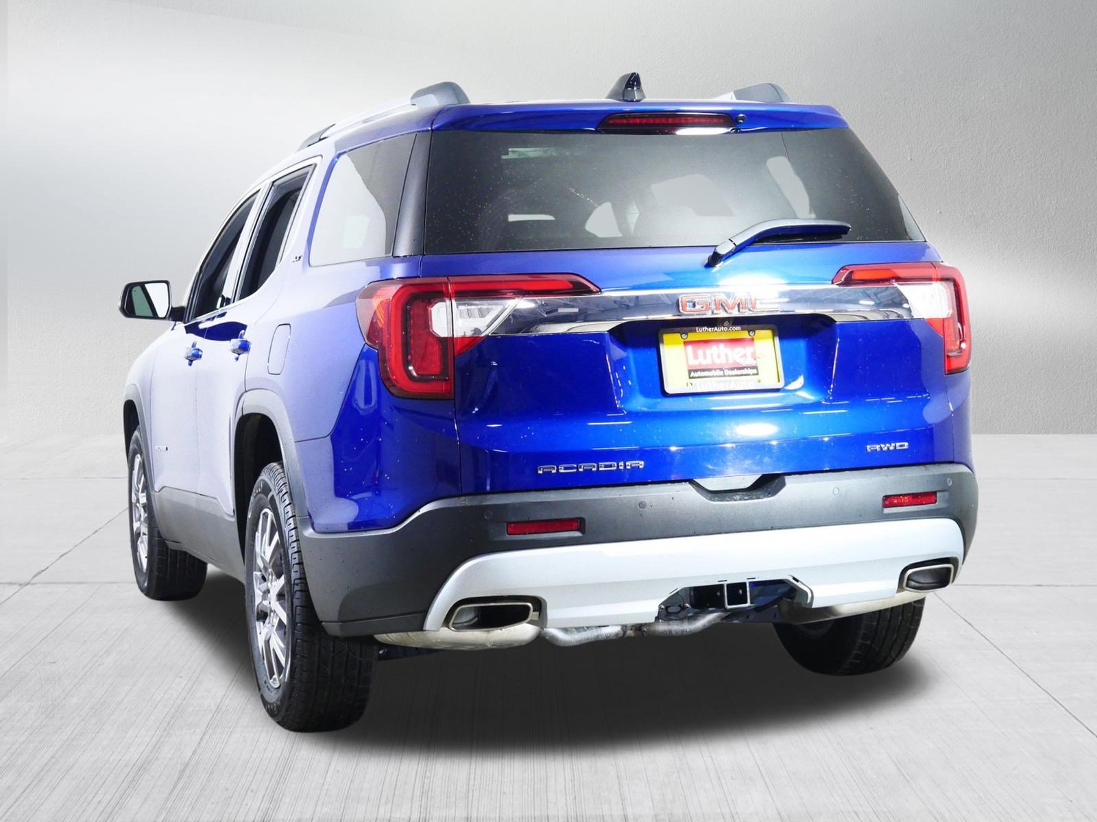 Used 2023 GMC Acadia SLT w/ Preferred Package image 5