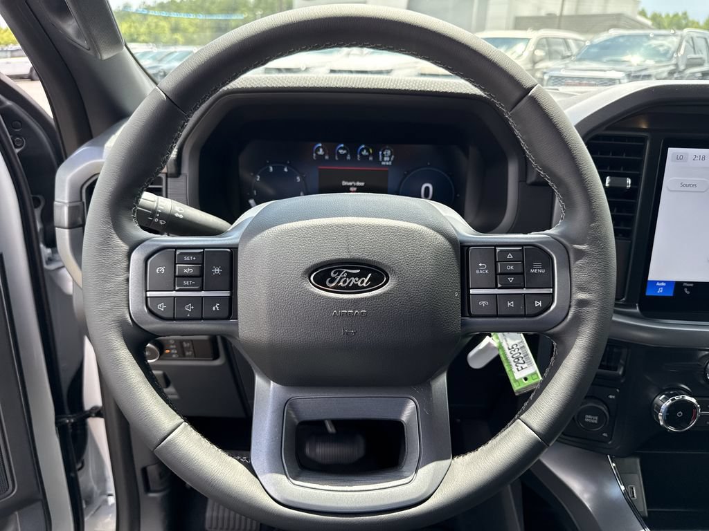 New 2026 Ford F150 XLT w/ XLT Black Appearance Package AWD/4WD image 22