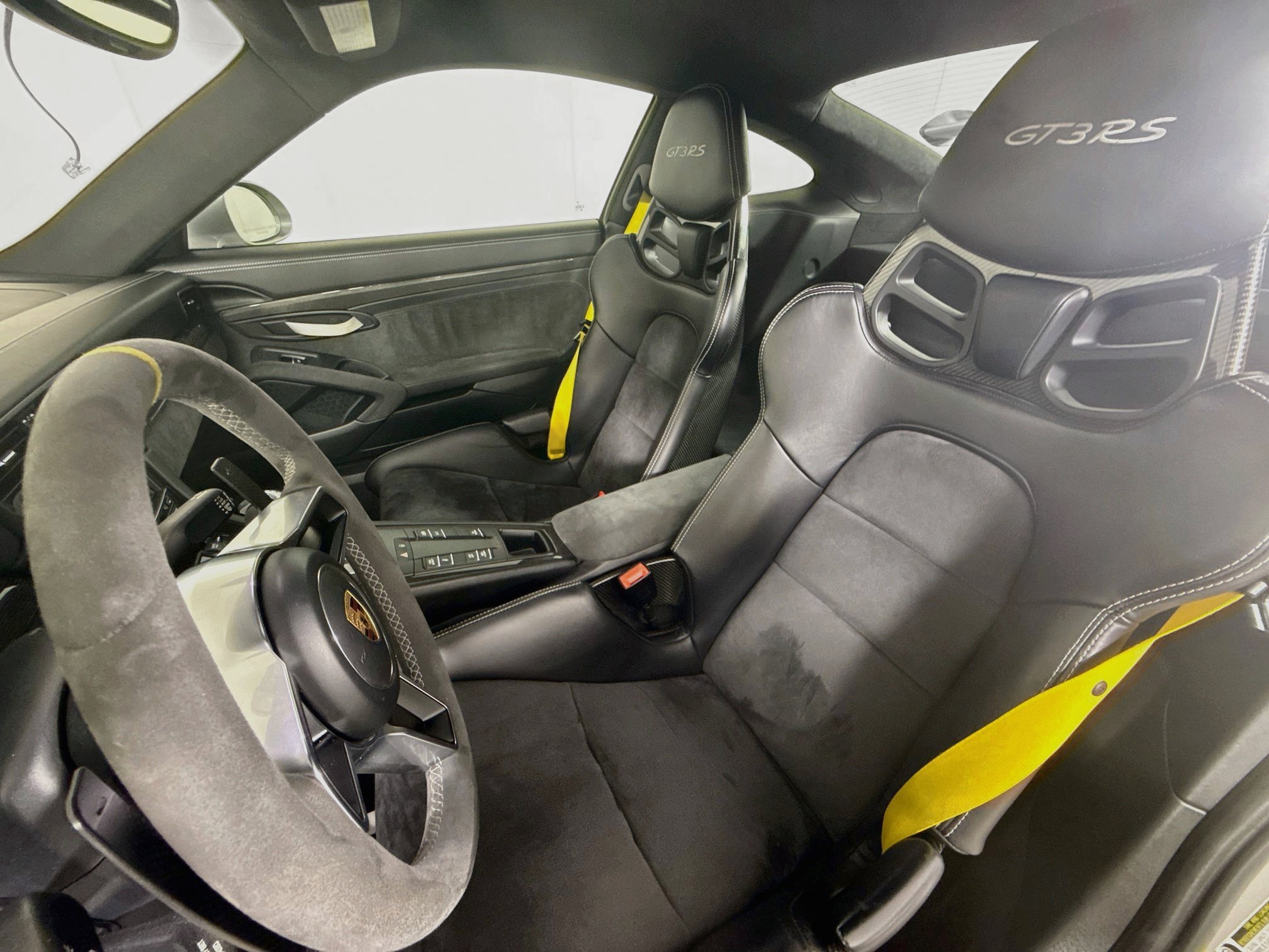 Certified 2016 Porsche 911 GT3 RS RWD image 5