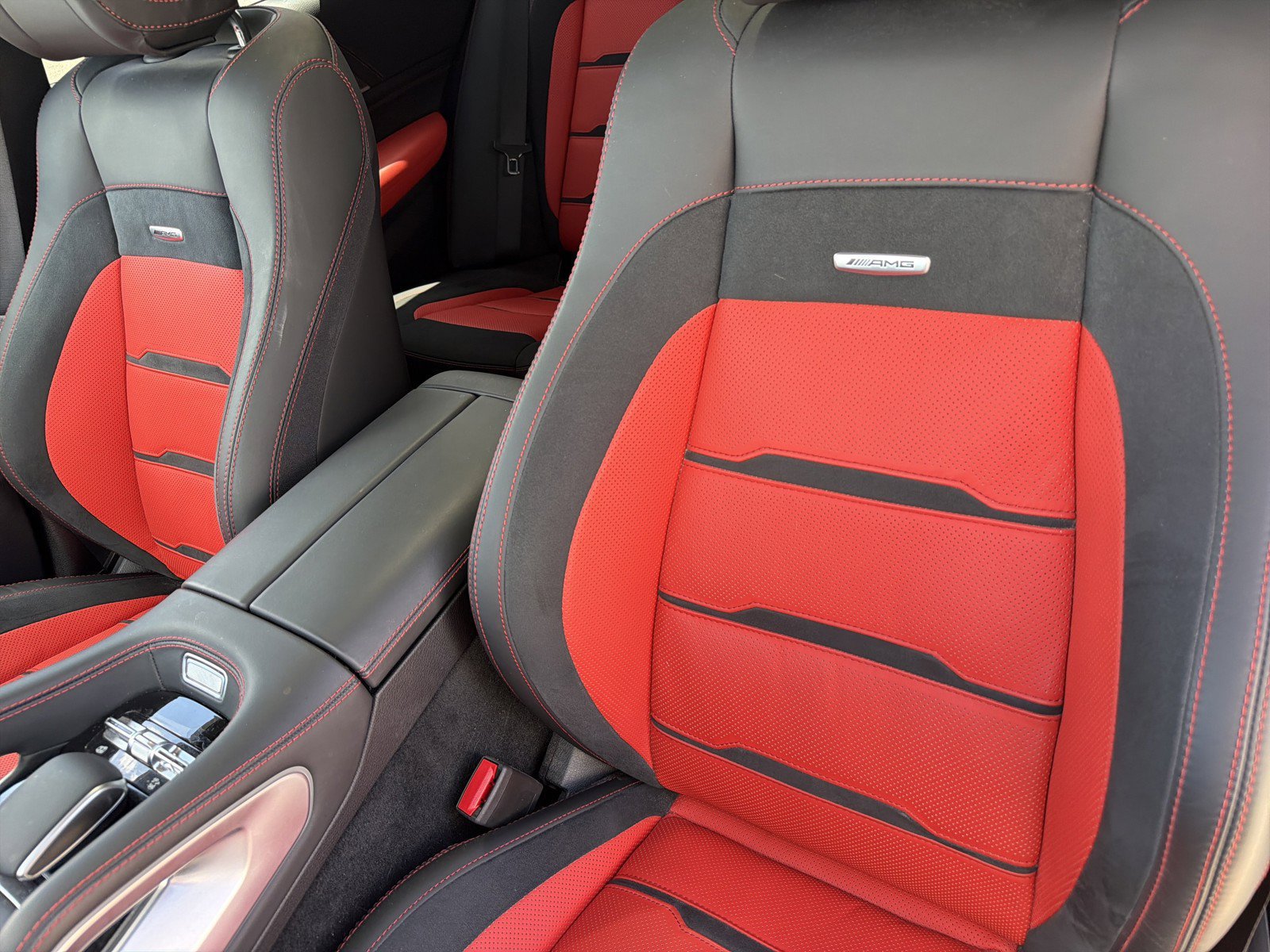 Used 2023 Mercedes-Benz GLE 53 AMG 4MATIC Coupe image 23