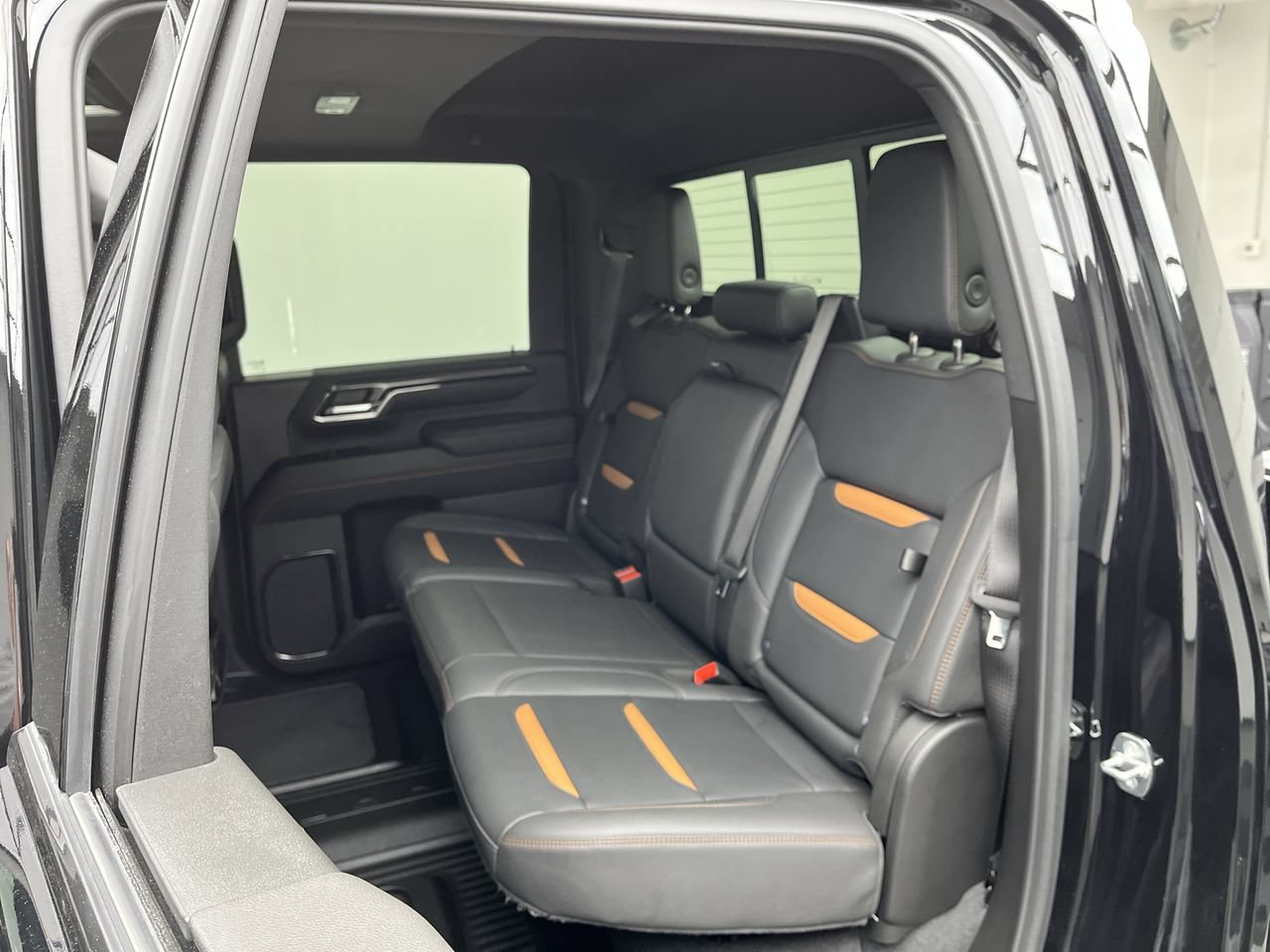 Certified 2024 GMC Sierra 2500 AT4 w/ AT4 Premium Plus Package AWD/4WD image 13