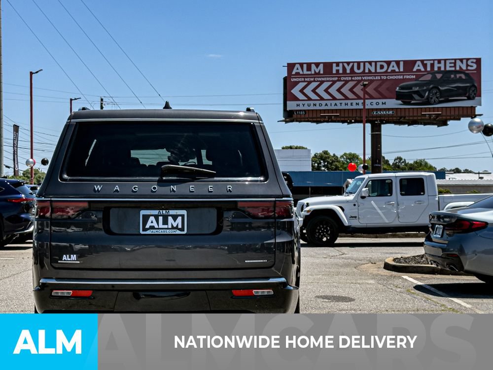 Used 2022 Jeep Wagoneer Series II w/ Premium Group I AWD/4WD image 5