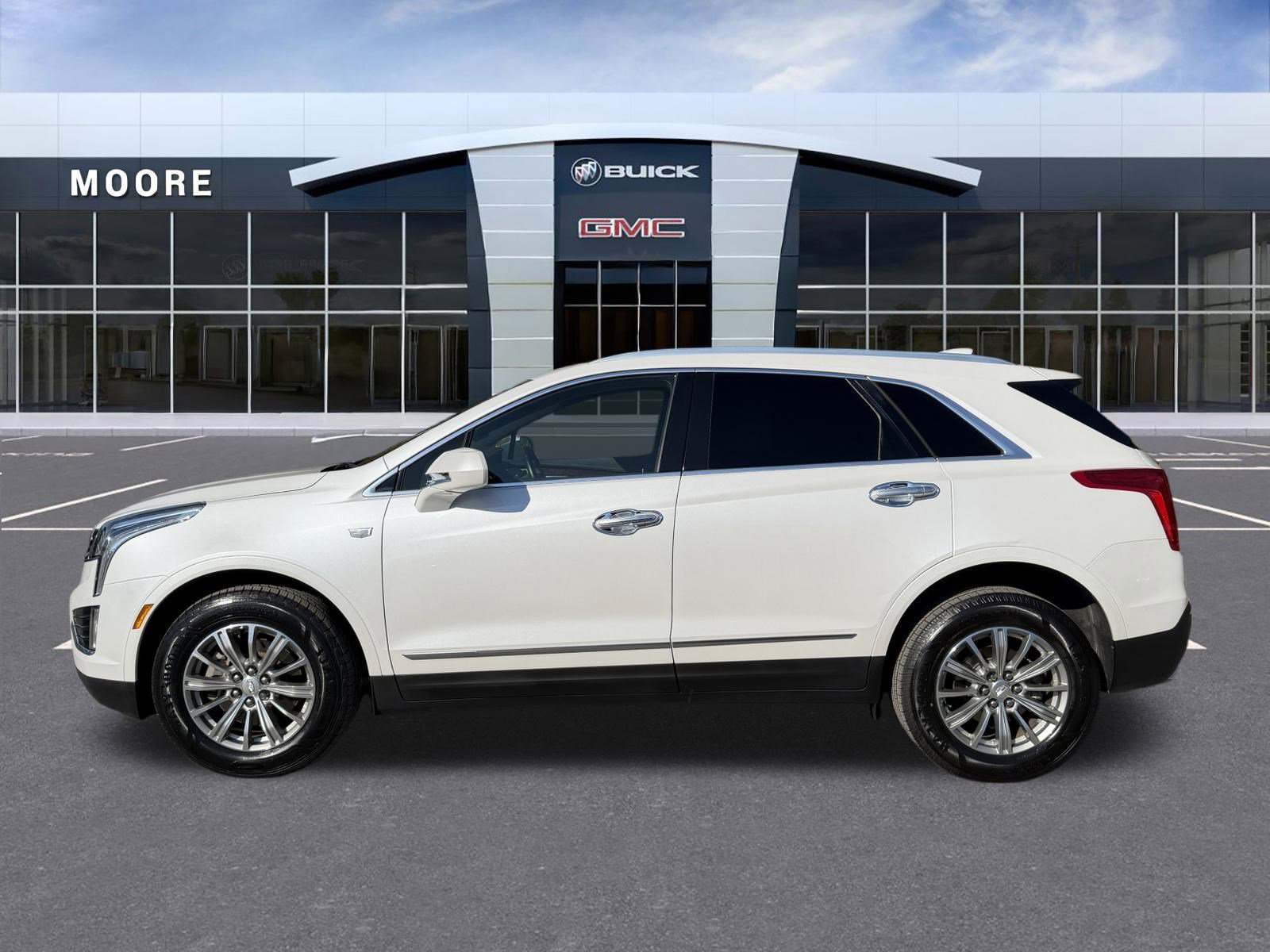 Used 2017 Cadillac XT5 Luxury w/ LPO, Wheel Lock Package image 8