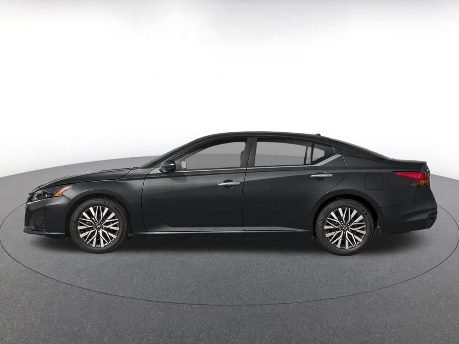 Used 2026 Nissan Altima 2.5 SV FWD image 7