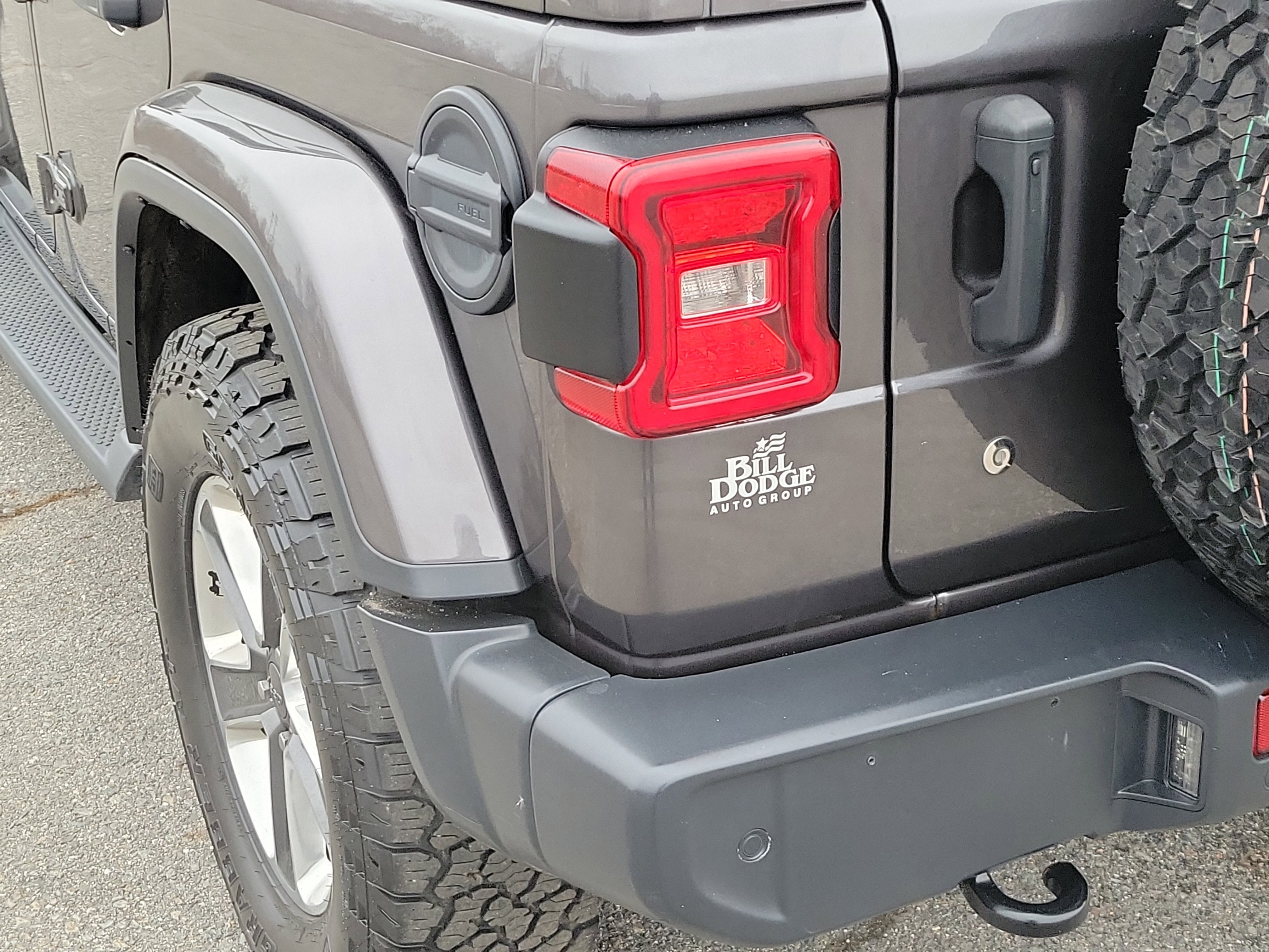 Used 2018 Jeep Wrangler Unlimited Sahara image 11