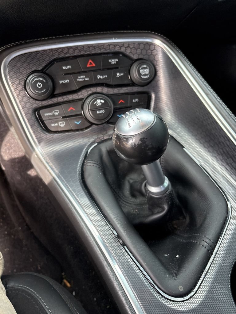 Certified 2018 Dodge Challenger R/T Scat Pack w/ Leather Interior Group RWD image 6