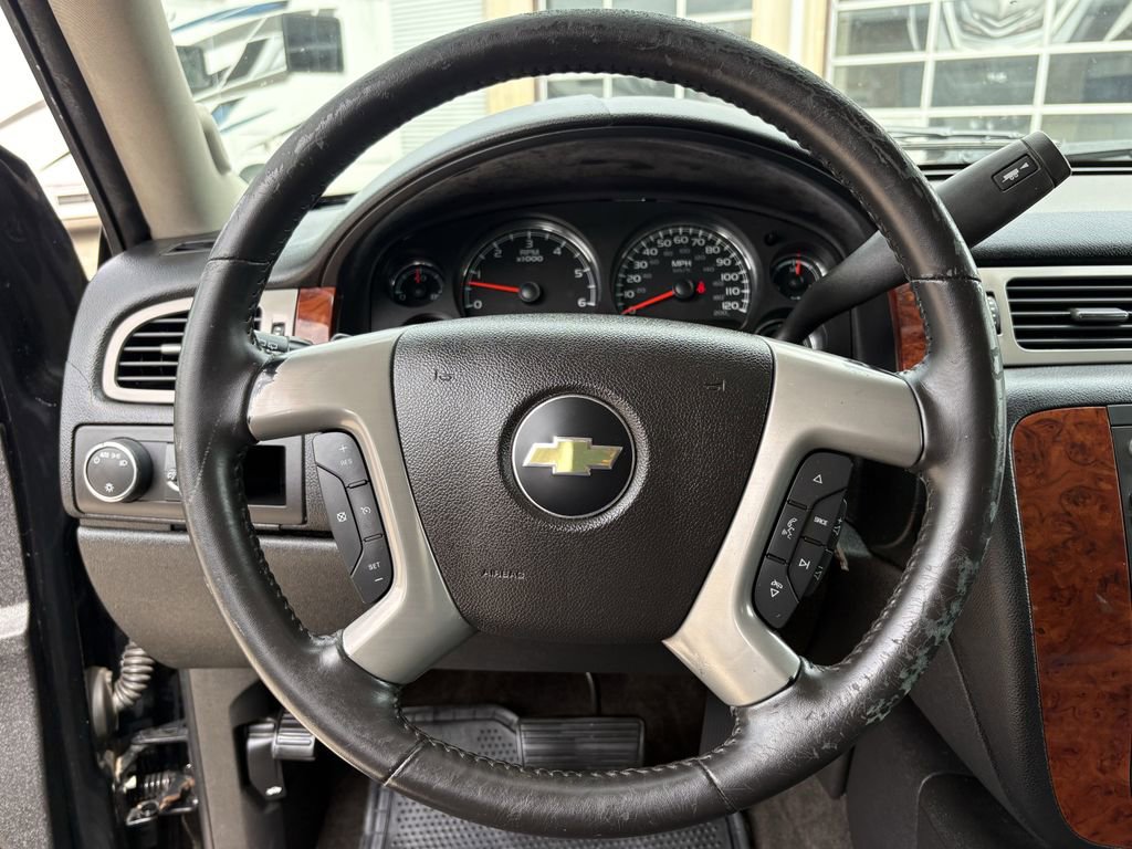 Used 2014 Chevrolet Tahoe LS RWD image 15