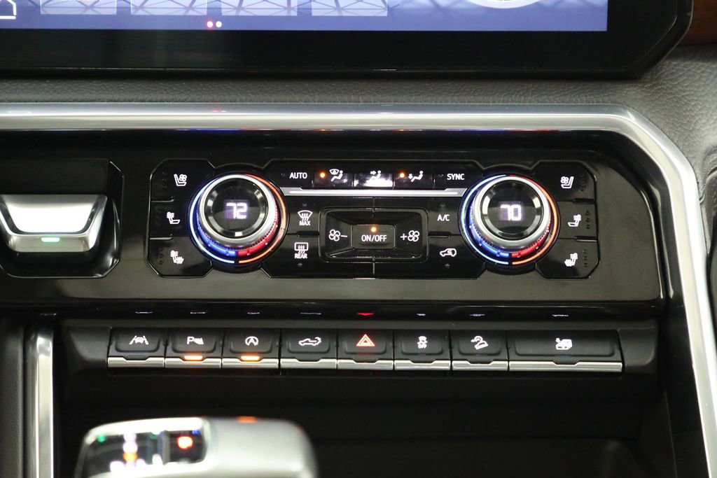 Used 2022 GMC Sierra 1500 Denali AWD/4WD image 6